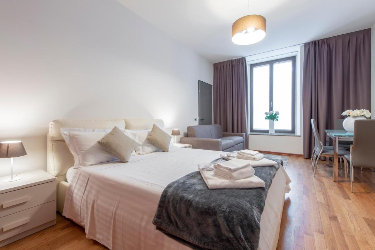Milan Royal Suites - Centro Duomo Exterior photo